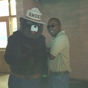 Meet your Posher, Derrick